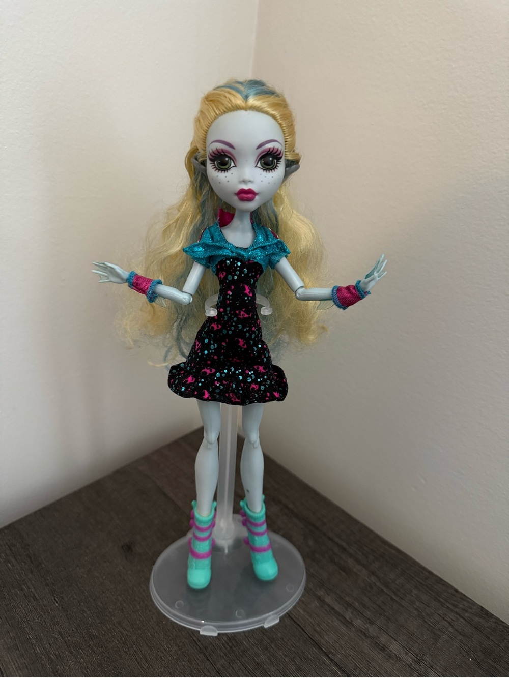G1 Monster High Lagoona Blue Ghouls Night Out Doll